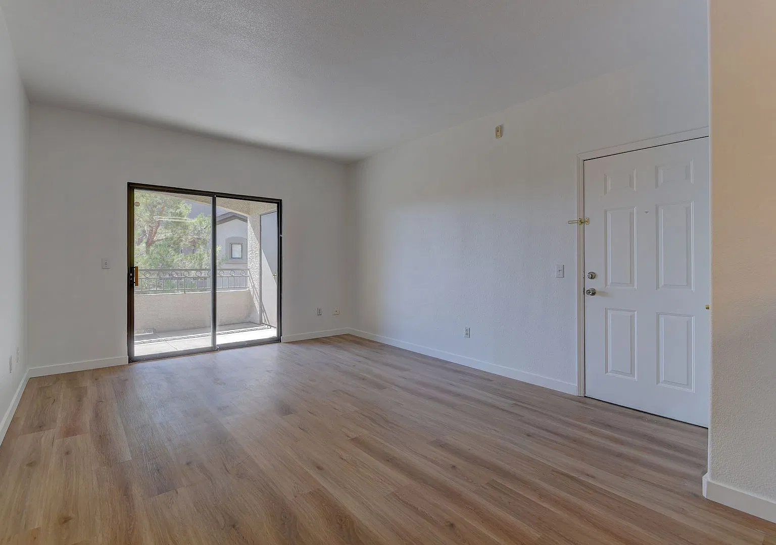 Beautifully remodeled 2-bedroom, 2-bathroom condo located in the highly desirable Skye Canyon area — Photo 3