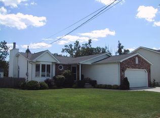 1271 Penora St, Depew, NY 14043