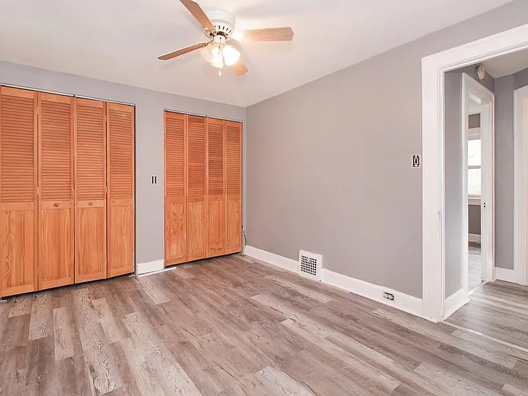 4520 Kenmore Ave — Photo 16