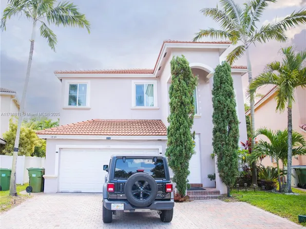 1735 NW 77th Ave, Pembroke Pines, FL 33024