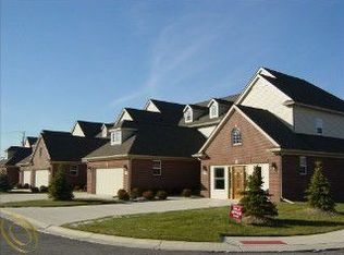 180 Marina Ct UNIT 86, Detroit, MI 48214