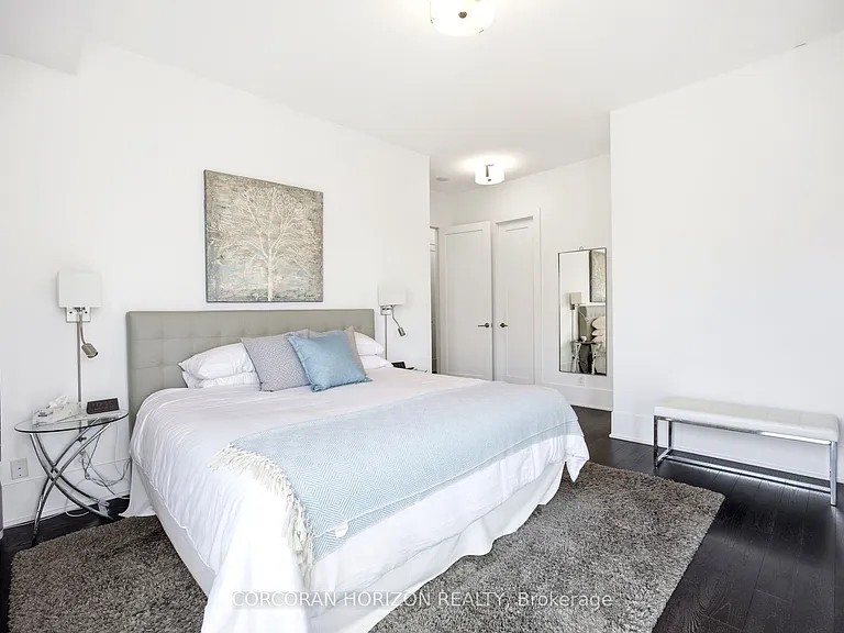 300 Front St W #4403 — Photo 18