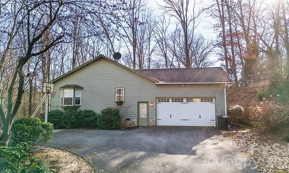 1st image of 241 Crocus Ln