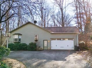 241 Crocus Ln, Sylva, NC 28779