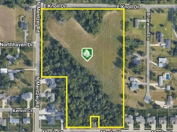 Maple St, Robins, IA 52328