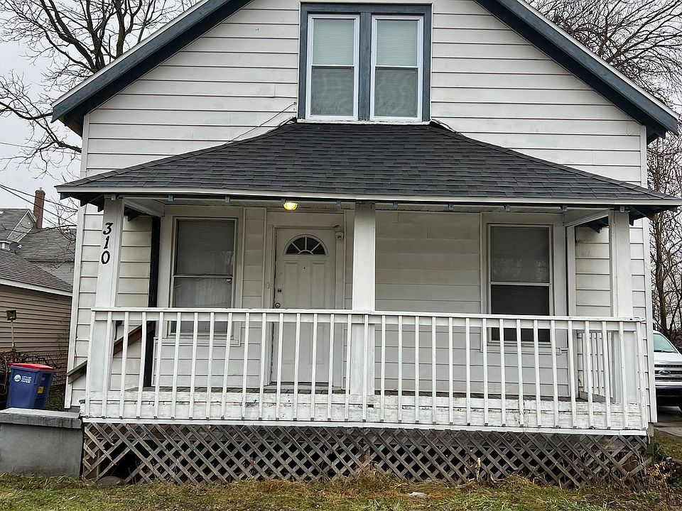 1st image of 310 Okeefe Pl SW