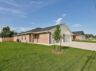 200 NW 122nd St #B, Oklahoma City, OK 73114