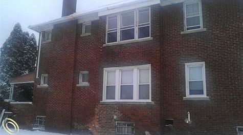 Iroquois side exterior.jpg