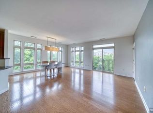 4425 Riverview Ave #425, Englewood, NJ