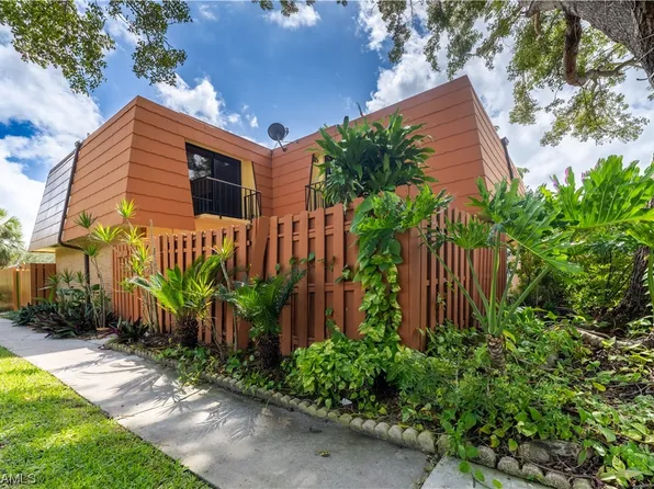 1720 Park Meadows Dr APT 4, Fort Myers, FL 33907