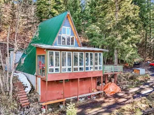 8720 E Traybur Ct, St Maries, ID 83861