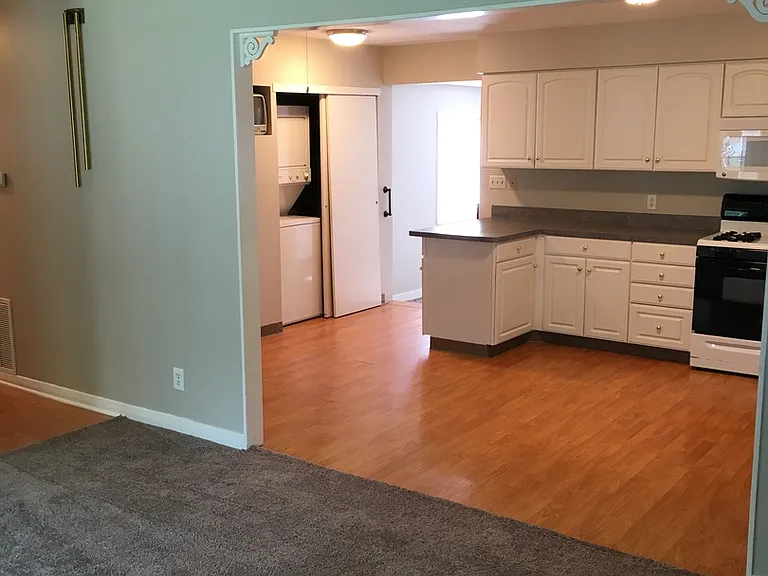 110 Sunrise Ter — Photo 4