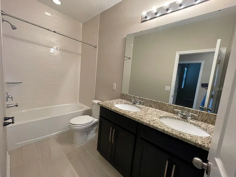 15221 Sunrise Grove Ct — Photo 11
