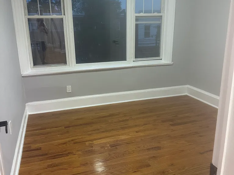 950 E 217th St #5 — Photo 5