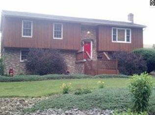 20465 W Terrace Dr, Wellsville, OH 43968