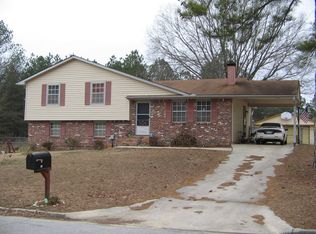 139 Caldwell Dr, Hampton, GA 30228