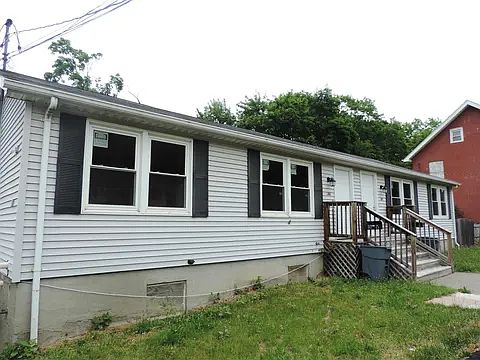 3rd image of 14A Cottage Ave