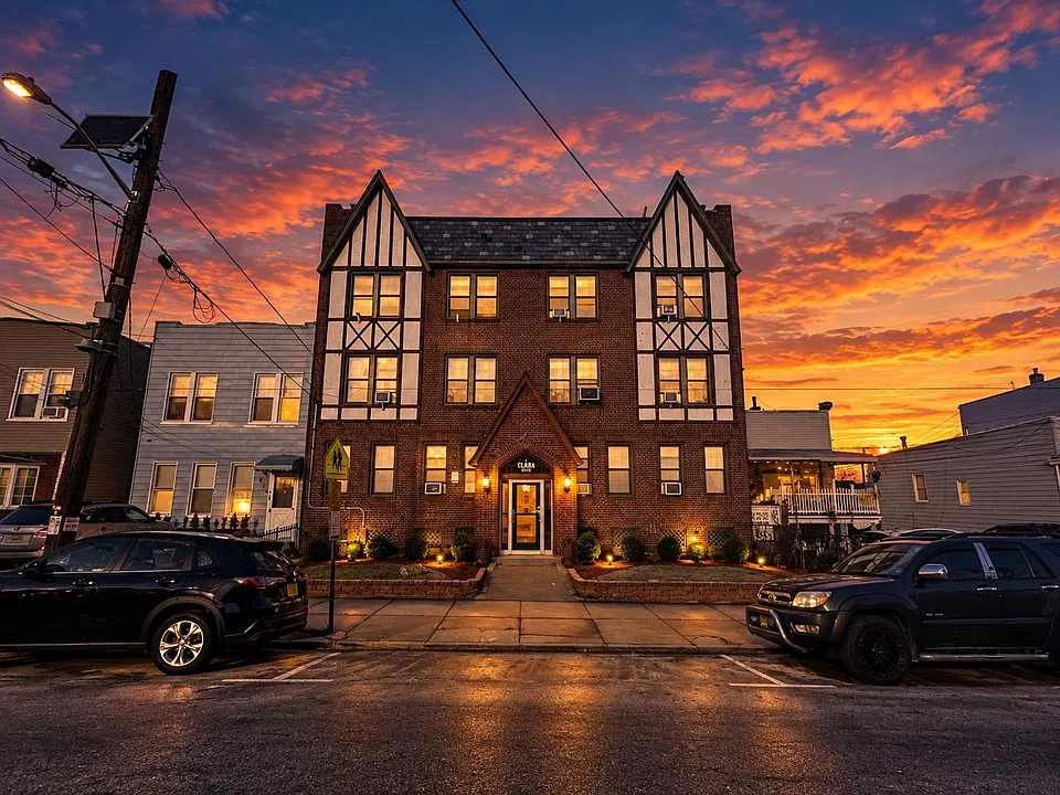 901 Grand Ave #C4