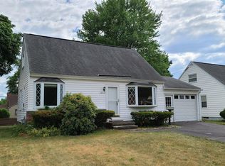 2552 Consaul Rd, Schenectady, NY 12304