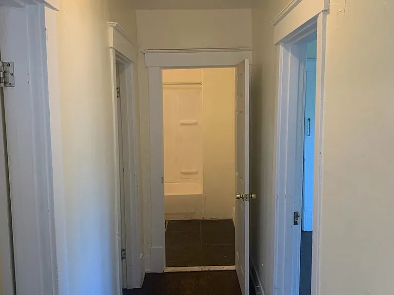 21 Clinton Springs Ln — Photo 10