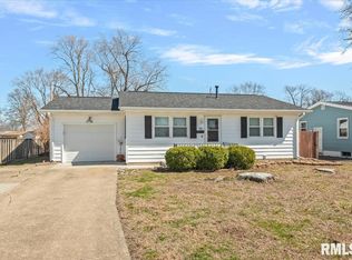 10 Radcliff Rd, Springfield, IL 62703