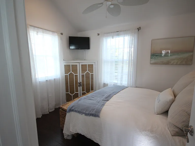 49 Fanning Ave — Photo 8