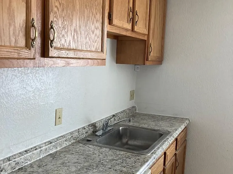 4871 Banbury Ct #15 — Photo 3