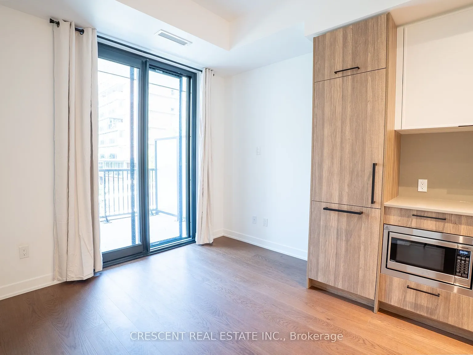 South Forest Hill Residences — Photo 4
