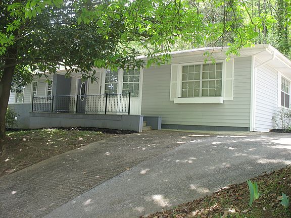 2nd image of 1153 Tamarack Trl