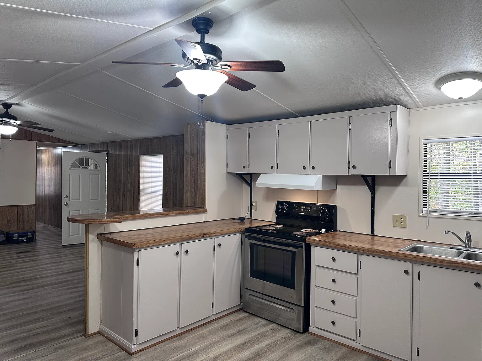 569 Hoot Owl Hollow Rd — Photo 4