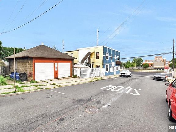 3rd image of 7208 Tonnelle Ave
