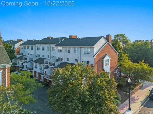 1348 S Main St, Royal Oak, MI 48067