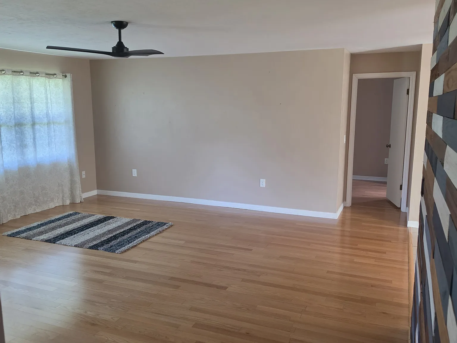 2 bed, 1232 sqft, $1,550 — Photo 3
