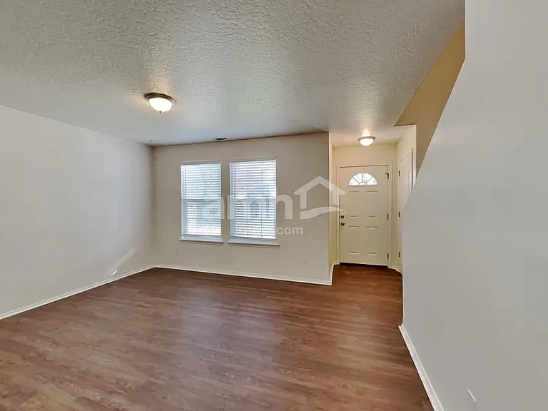 372 W Wood Owl Dr — Photo 10
