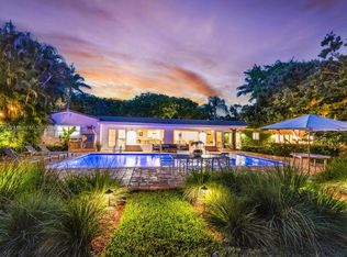 6140 SW 90th St, Pinecrest, FL 33156