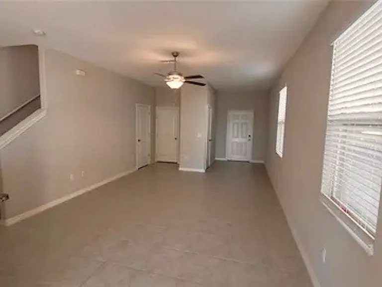 9611 Mulberry Marsh Ln — Photo 4