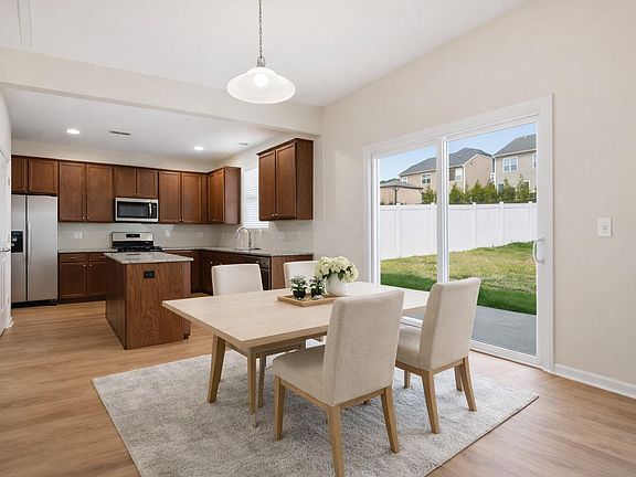 3rd image of 3905 Massey Pointe Ct