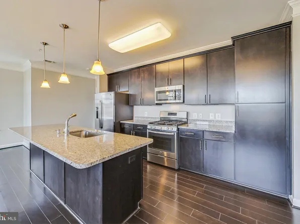 13722 Neil Armstrong Ave APT 502, Herndon, VA 20171