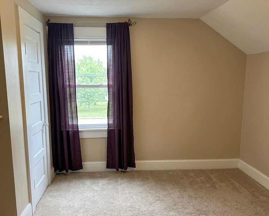 1st image of 31-33 William St #1