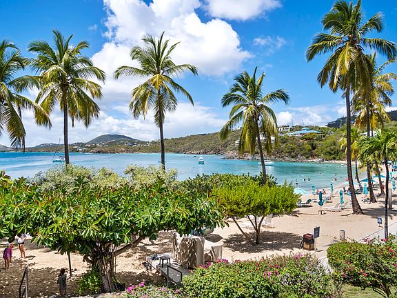 2nd image of 312 Secret Harbor Rd