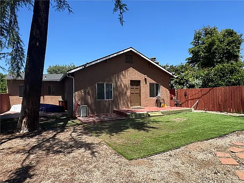 9605 Sunland Pl Photo 1