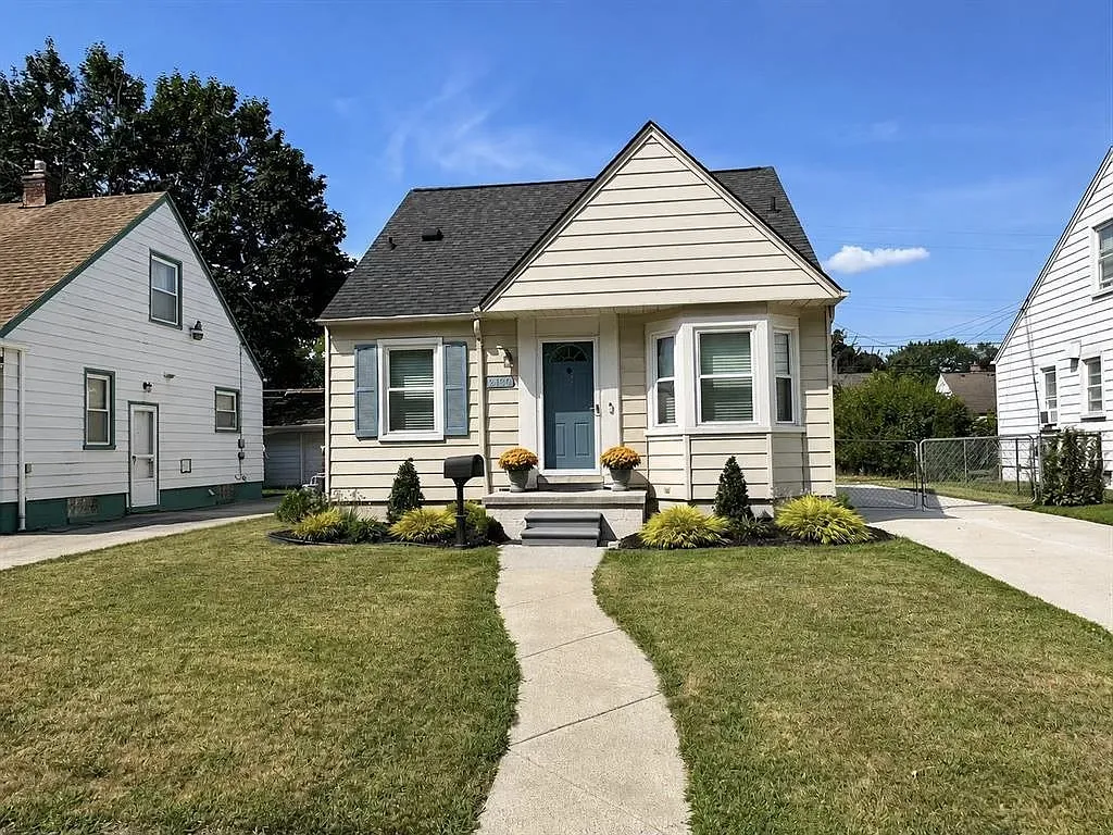 3 bed, 1091 sqft, $1,800 — Photo 1