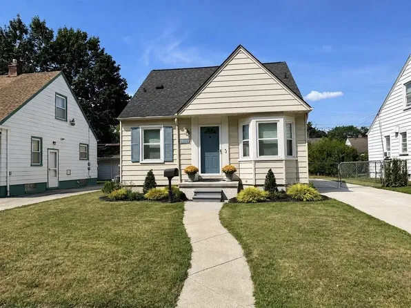 2130 Grindley Park, Dearborn, MI 48124