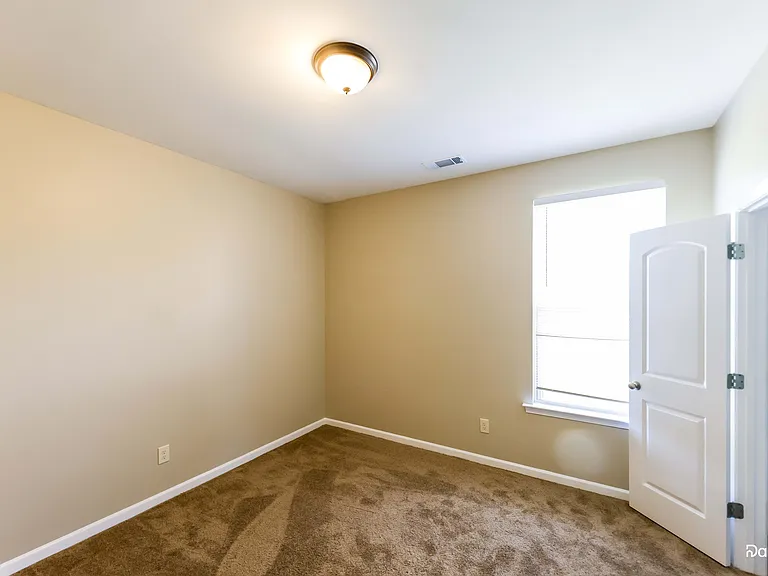 208 Appleford Rd — Photo 11