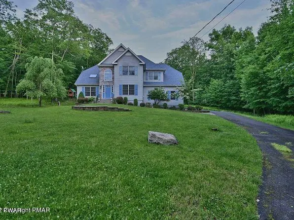 162 Spruce Run Dr, Dingmans Ferry, PA 18328