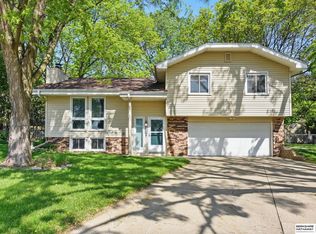 12716 Patrick Cir, Omaha, NE 68164