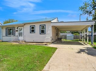 300 E 17th St N, Newton, IA 50208