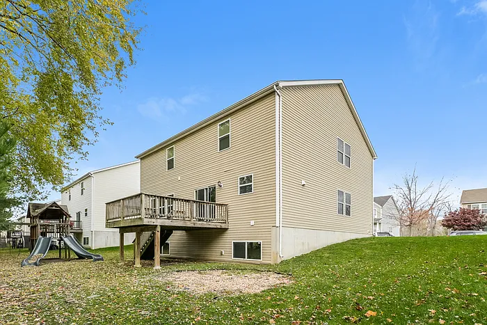 2710 Valley Brook Dr — Photo 16