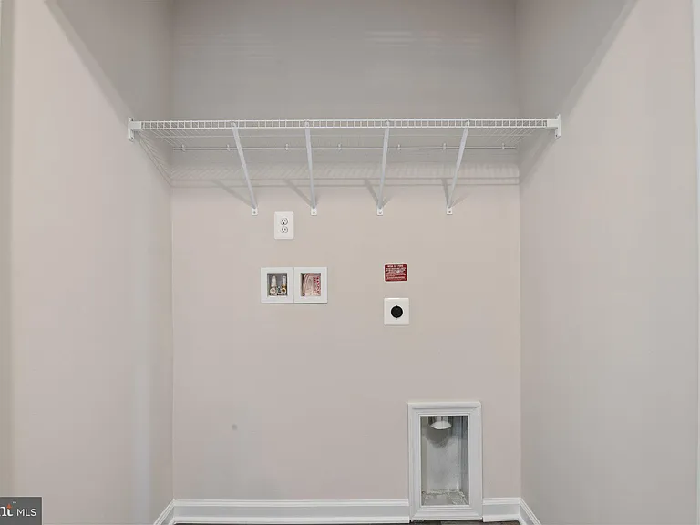 105 Milburn Dr — Photo 31