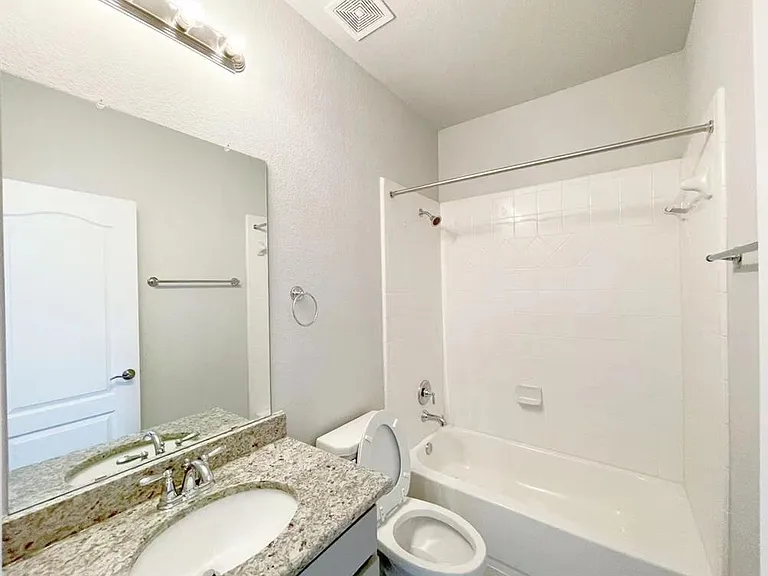 440 Round Lake Dr — Photo 19